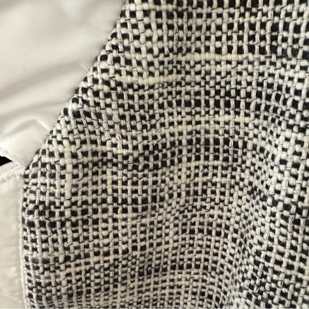 Chico’s JACKET QUILTED MIX TWEED PATTERN BLACK/WHITE. Size 1 Chicos/M/8. - Picture 5 of 12